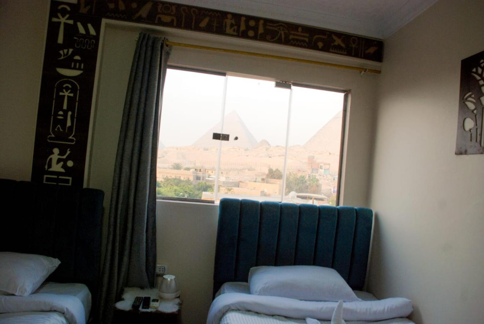 Pyramids Show Hotel Kafret el-Gabal Kültér fotó
